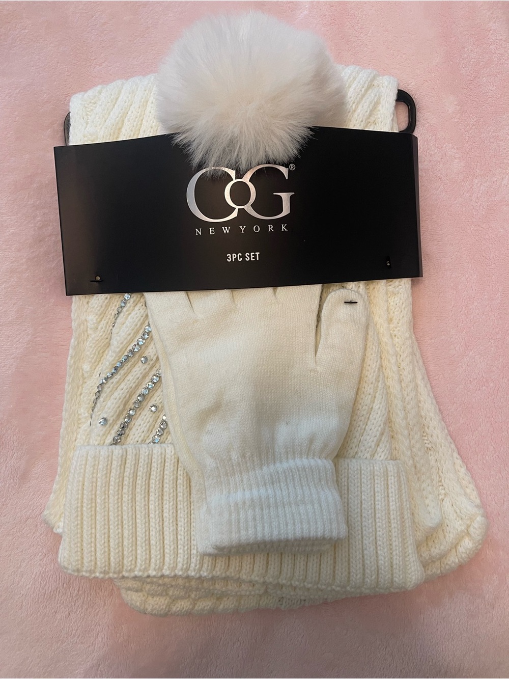 Women's 3-Piece Cream Knit Hat, Scarf & Glove Set